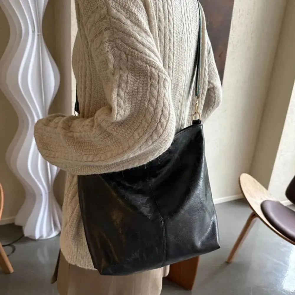 Chelsey™ | Die Vintage Schultertasche