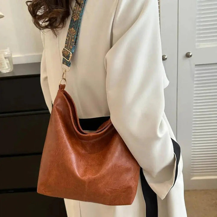 Chelsey™ | Die Vintage Schultertasche